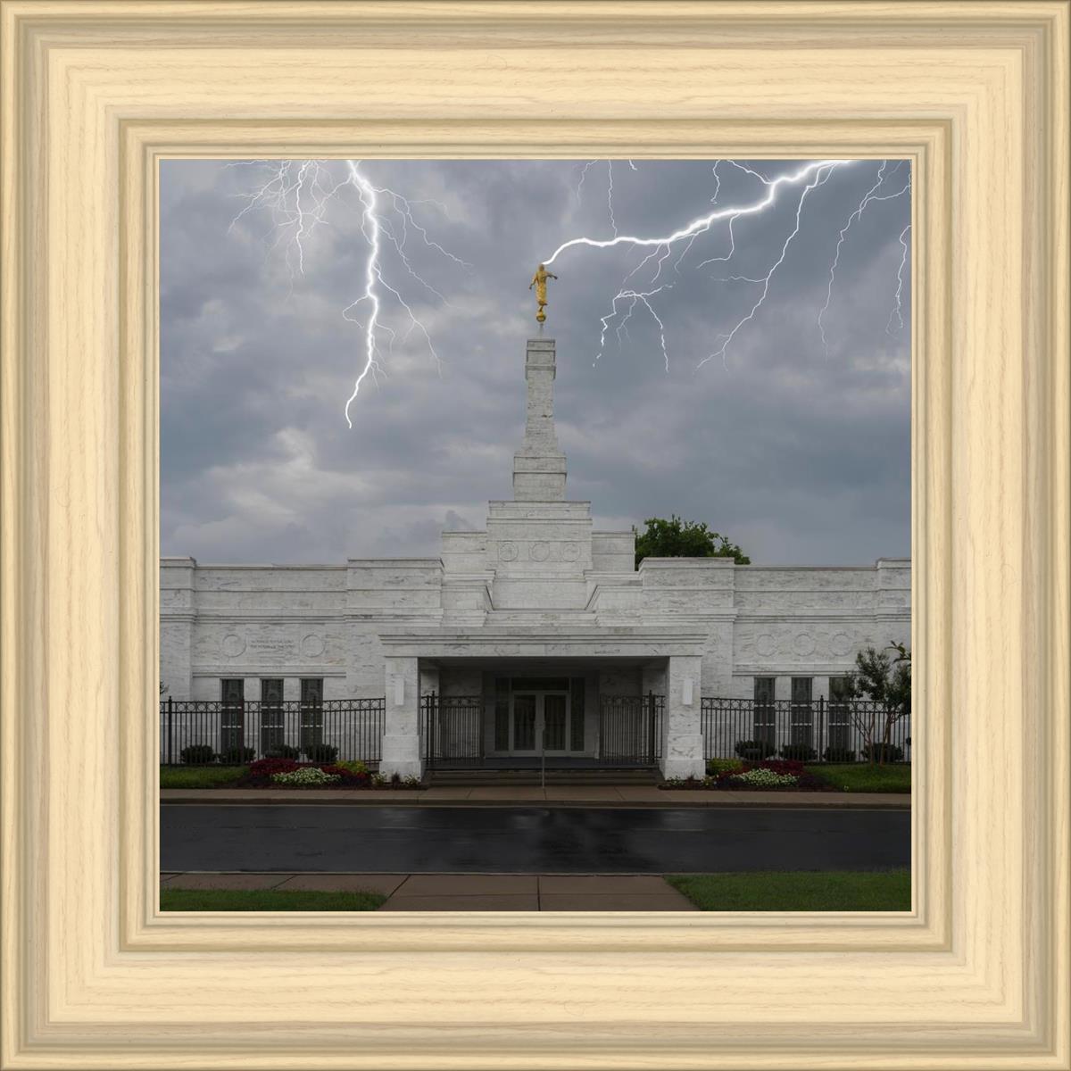 Nashville Temple Through The Storm
