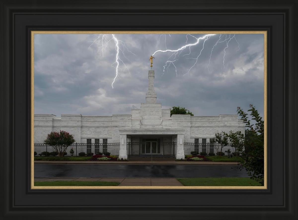 Nashville Temple Through The Storm
