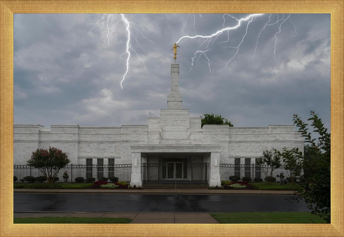 Nashville Temple Through The Storm