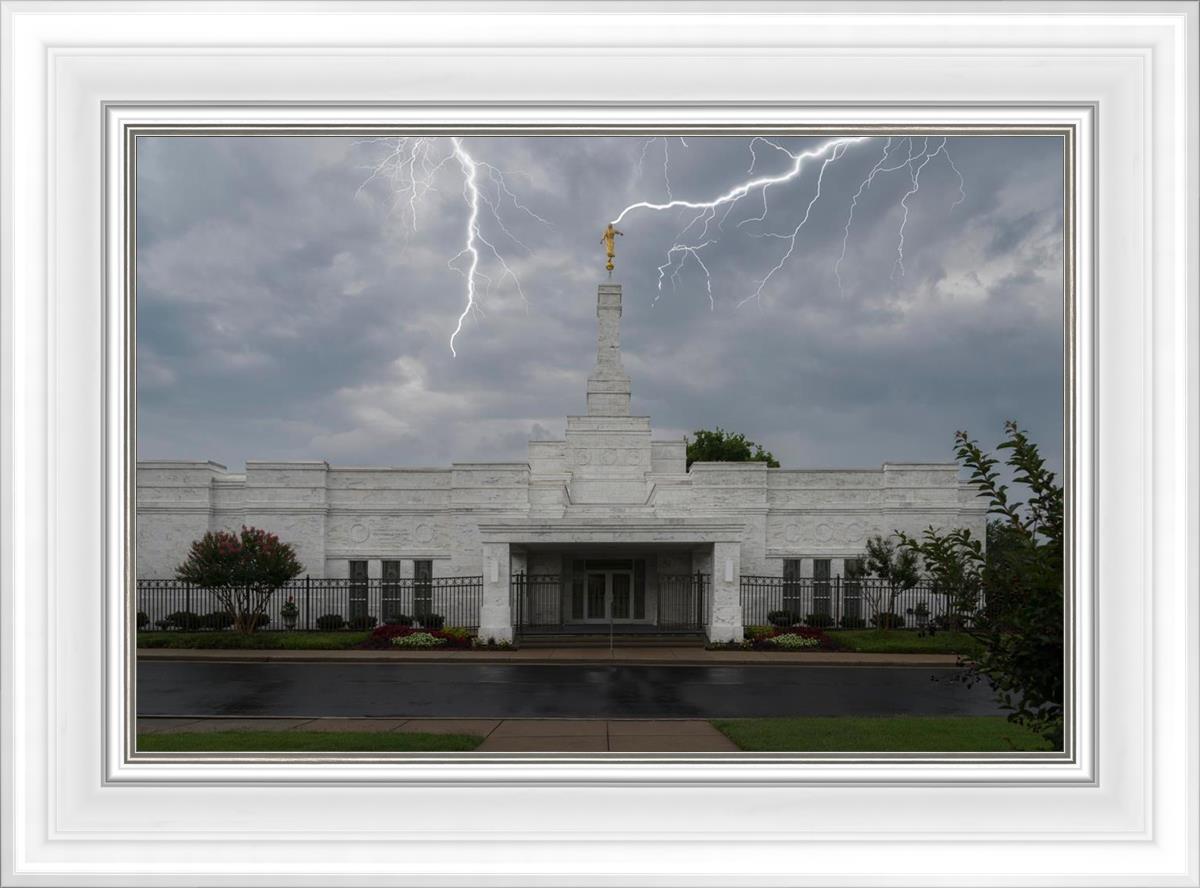 Nashville Temple Through The Storm