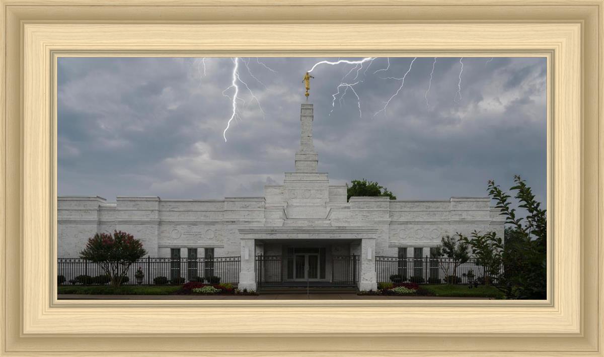 Nashville Temple Through The Storm