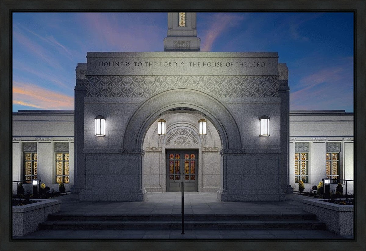 Helena Montana at Night