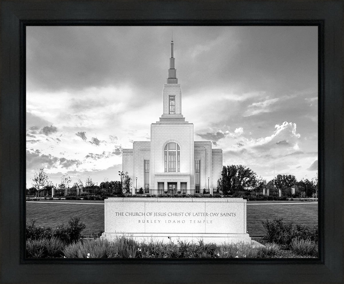 Burley Idaho Eternal - Black and White