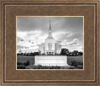 Burley Idaho Eternal - Black and White