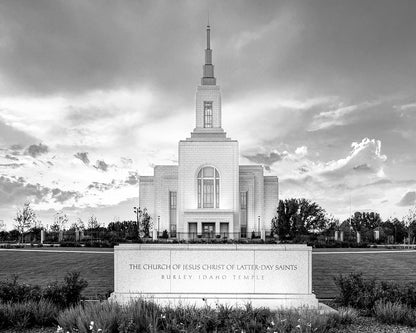 Burley Idaho Eternal - Black and White