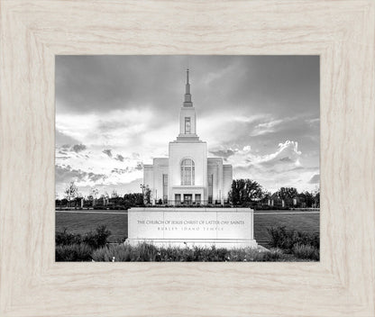 Burley Idaho Eternal - Black and White