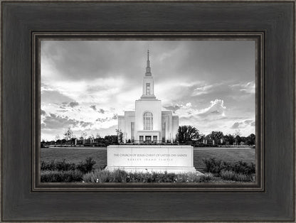 Burley Idaho Eternal - Black and White