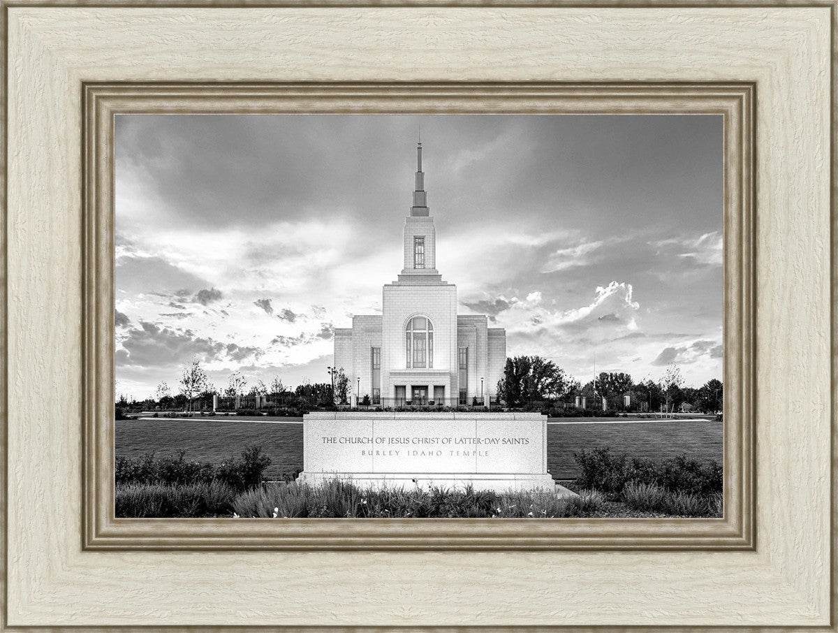 Burley Idaho Eternal - Black and White