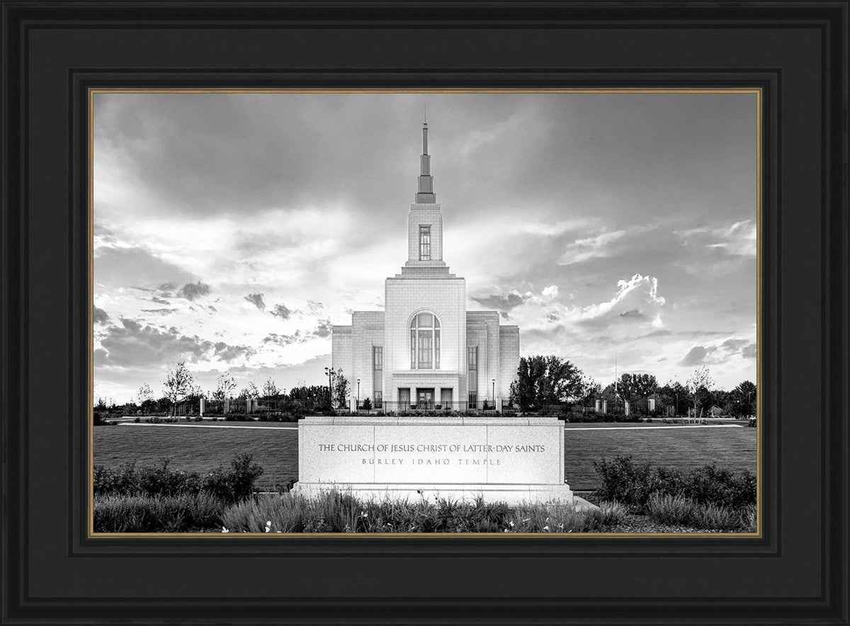 Burley Idaho Eternal - Black and White