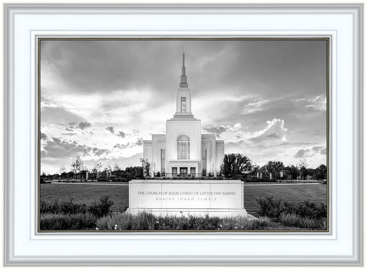 Burley Idaho Eternal - Black and White