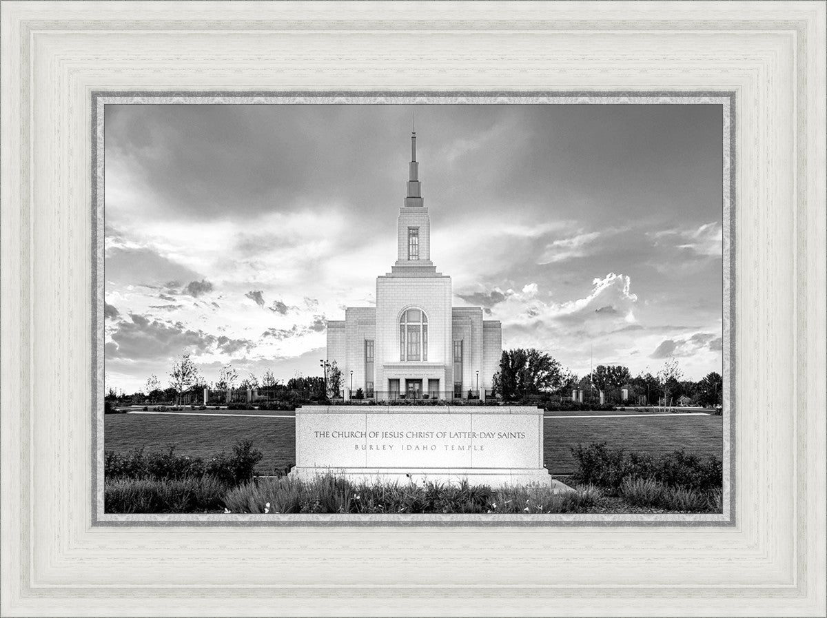 Burley Idaho Eternal - Black and White