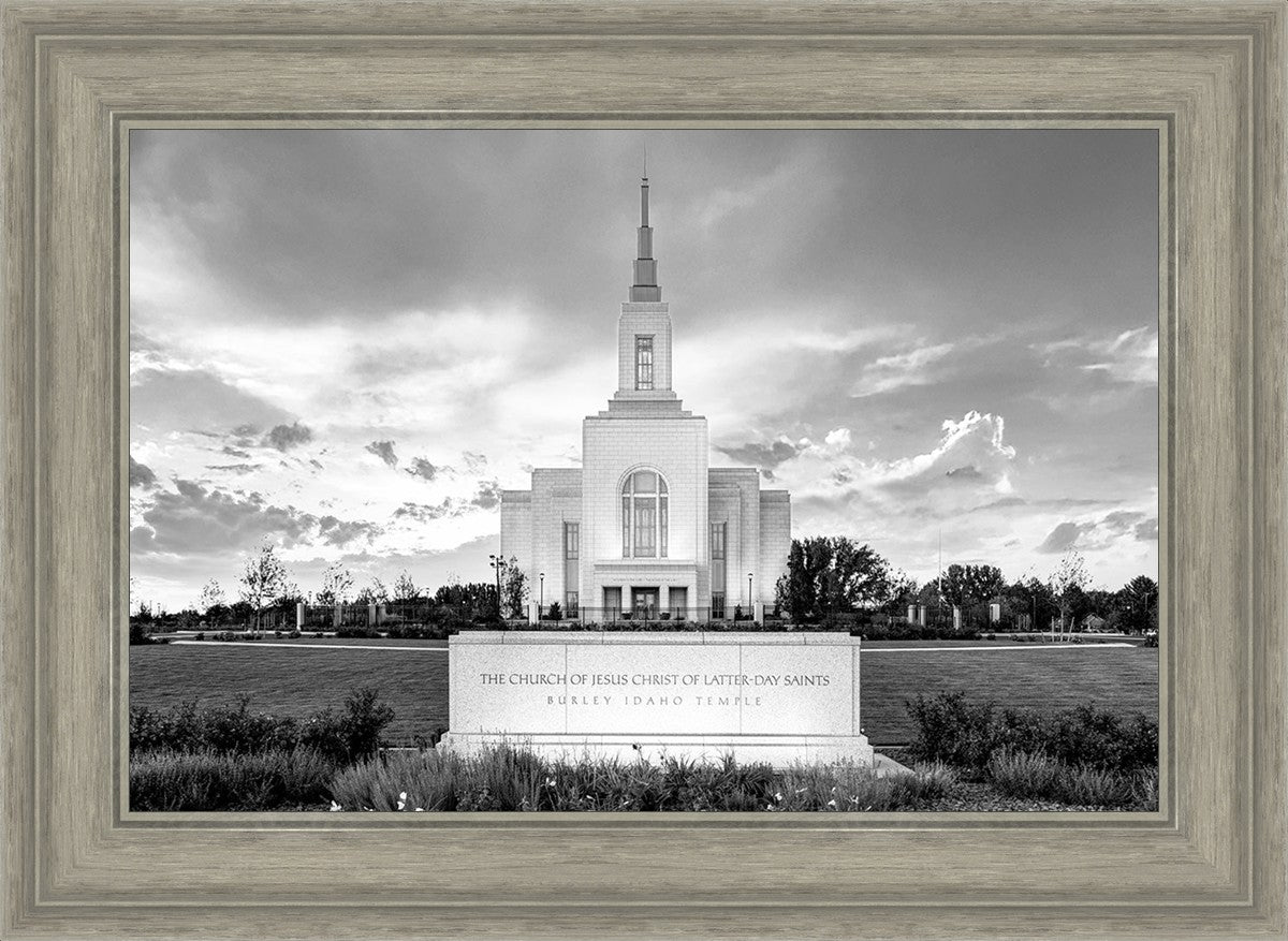 Burley Idaho Eternal - Black and White