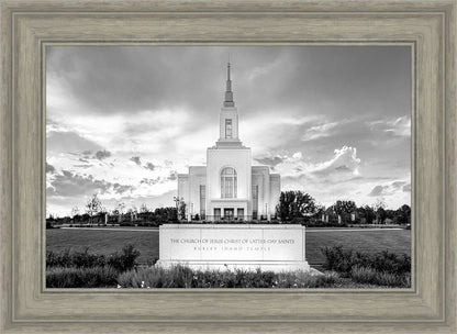 Burley Idaho Eternal - Black and White