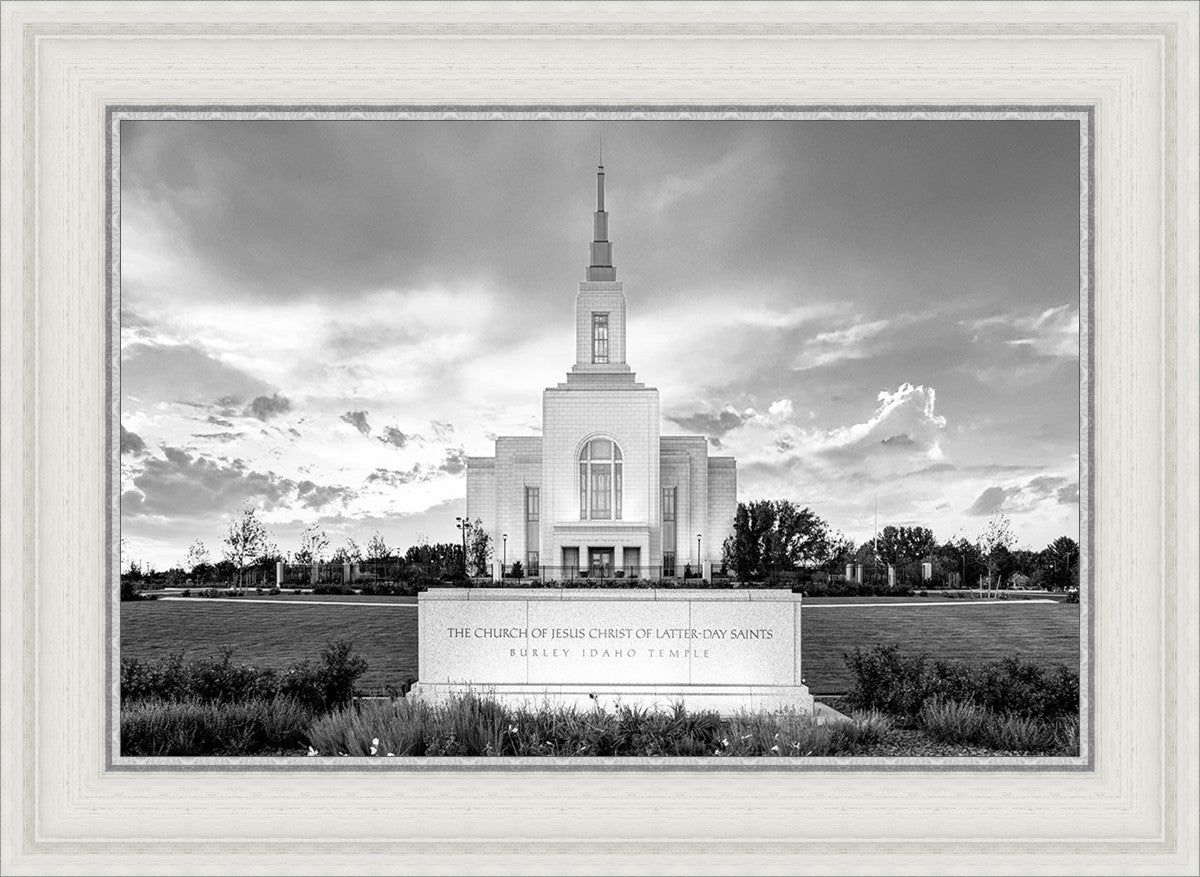 Burley Idaho Eternal - Black and White