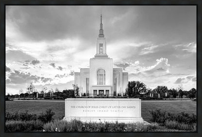 Burley Idaho Eternal - Black and White