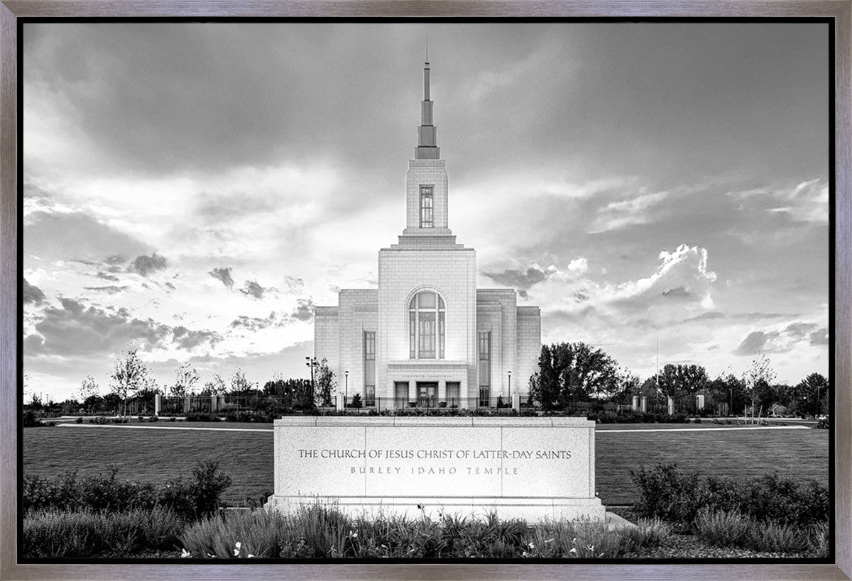 Burley Idaho Eternal - Black and White