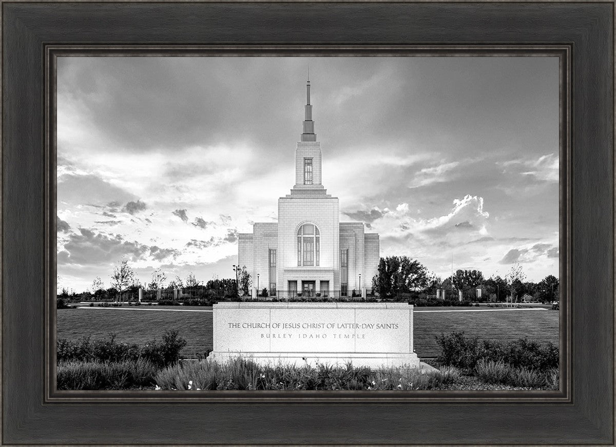 Burley Idaho Eternal - Black and White