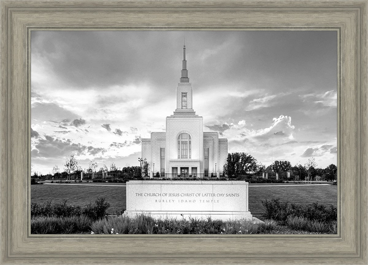 Burley Idaho Eternal - Black and White