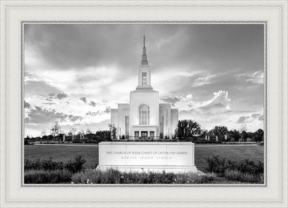 Burley Idaho Eternal - Black and White