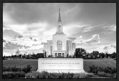 Burley Idaho Eternal - Black and White