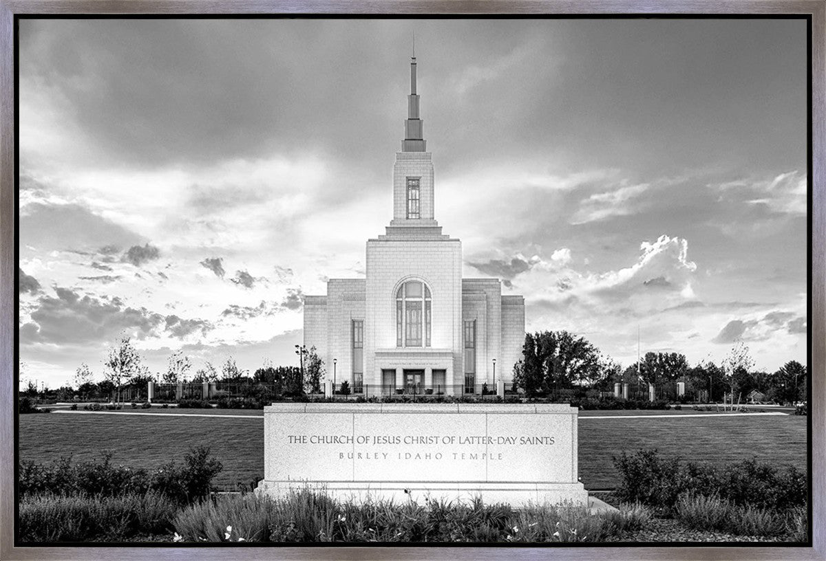 Burley Idaho Eternal - Black and White