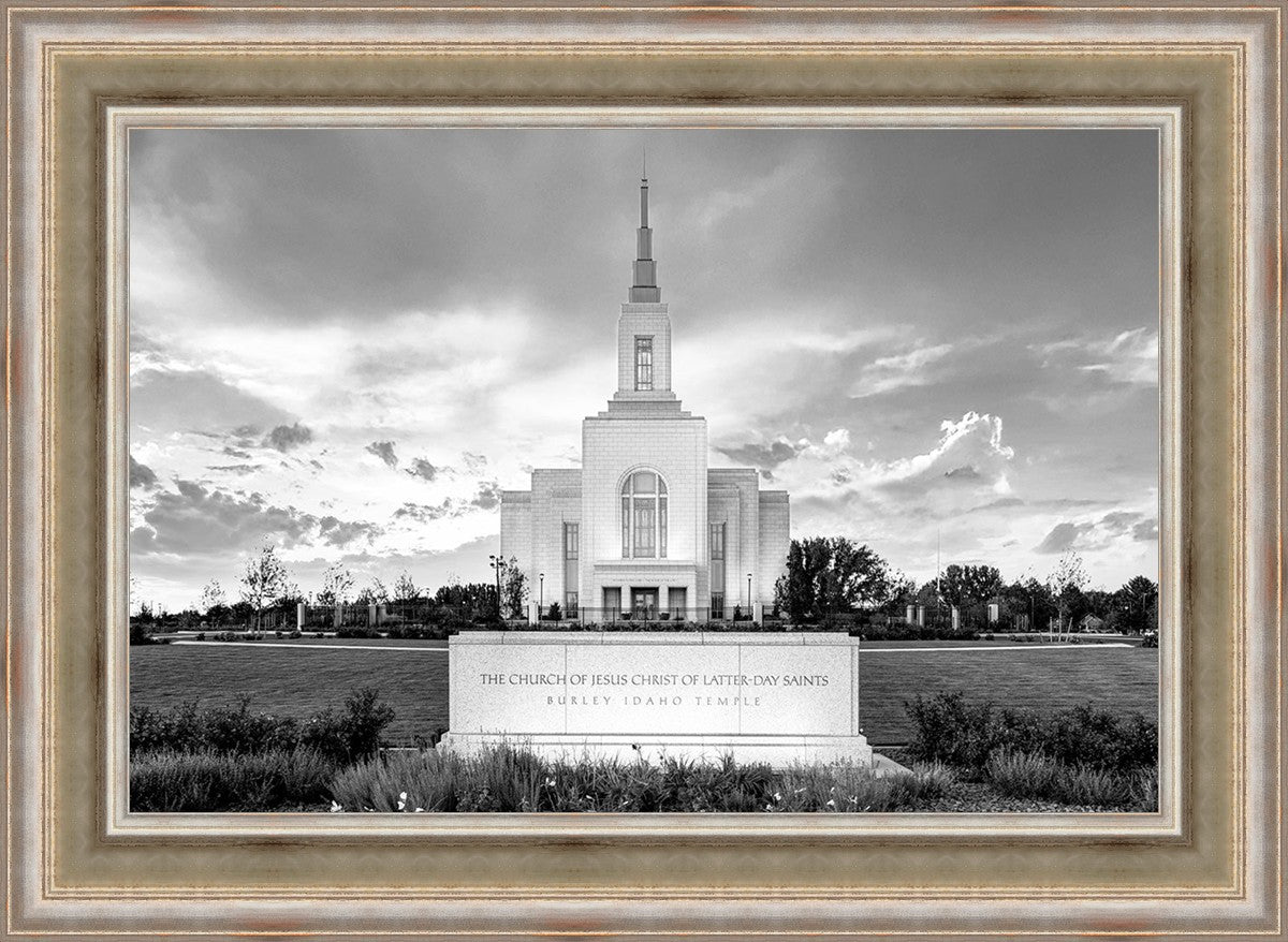 Burley Idaho Eternal - Black and White