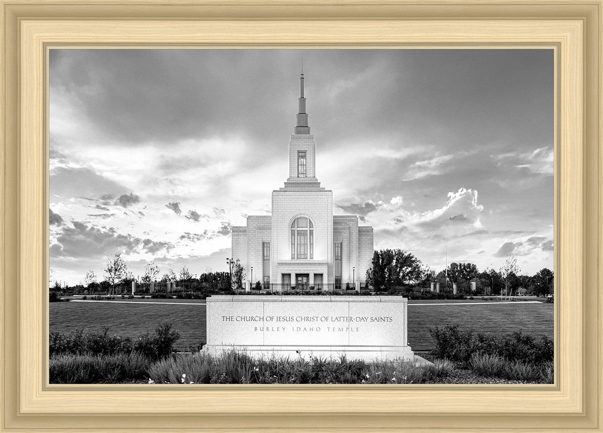 Burley Idaho Eternal - Black and White