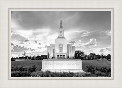 Burley Idaho Eternal - Black and White