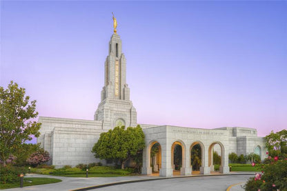 Redlands Temple 02