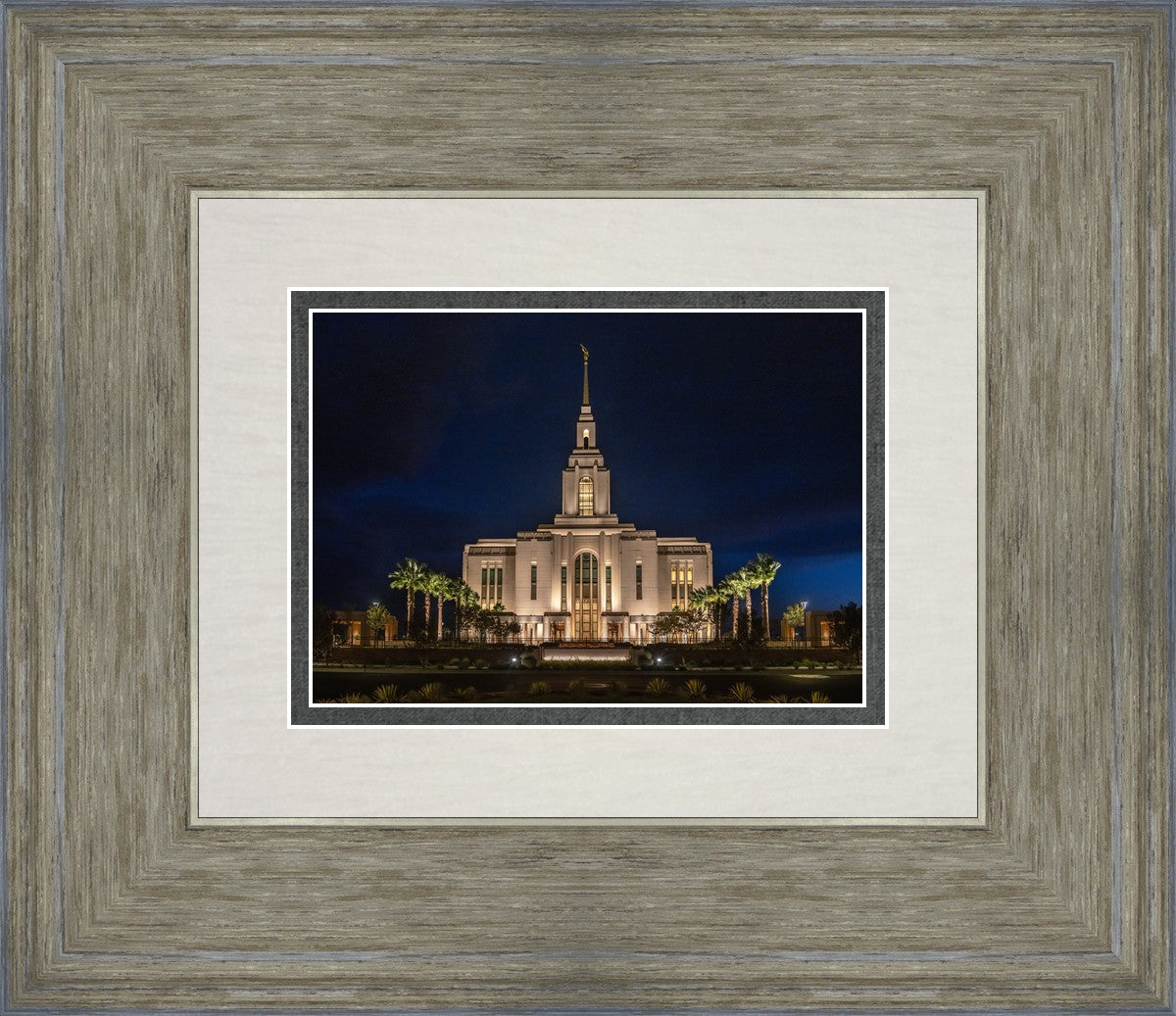 Red Cliffs Utah As Night Falls