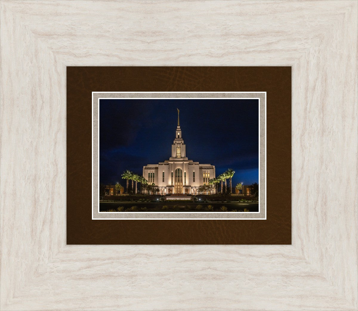 Red Cliffs Utah As Night Falls