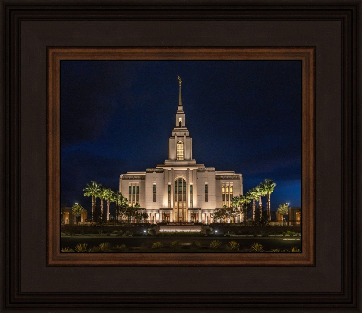 Red Cliffs Utah As Night Falls