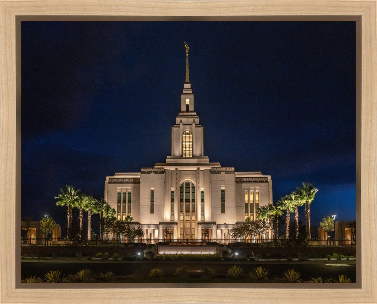 Red Cliffs Utah As Night Falls