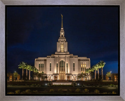 Red Cliffs Utah As Night Falls