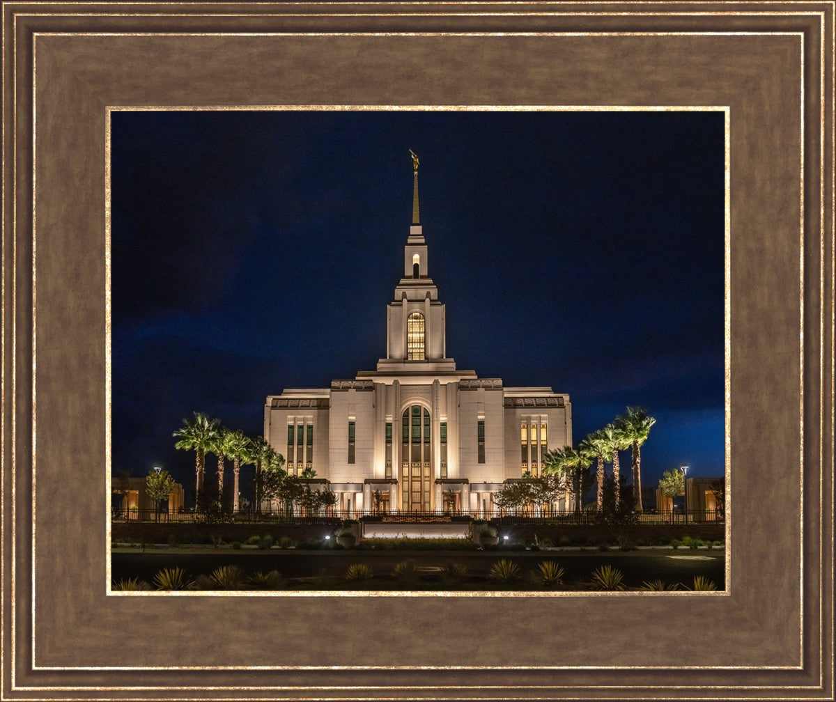 Red Cliffs Utah As Night Falls