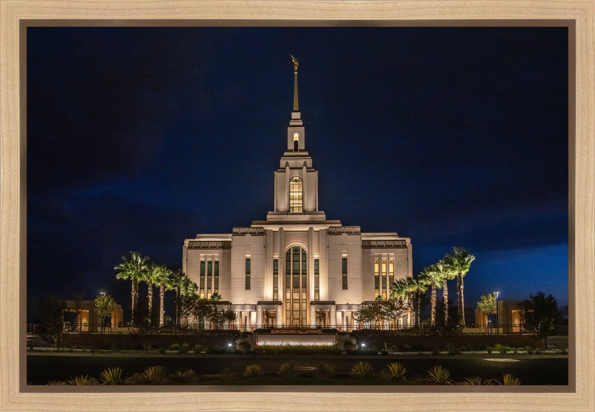 Red Cliffs Utah As Night Falls
