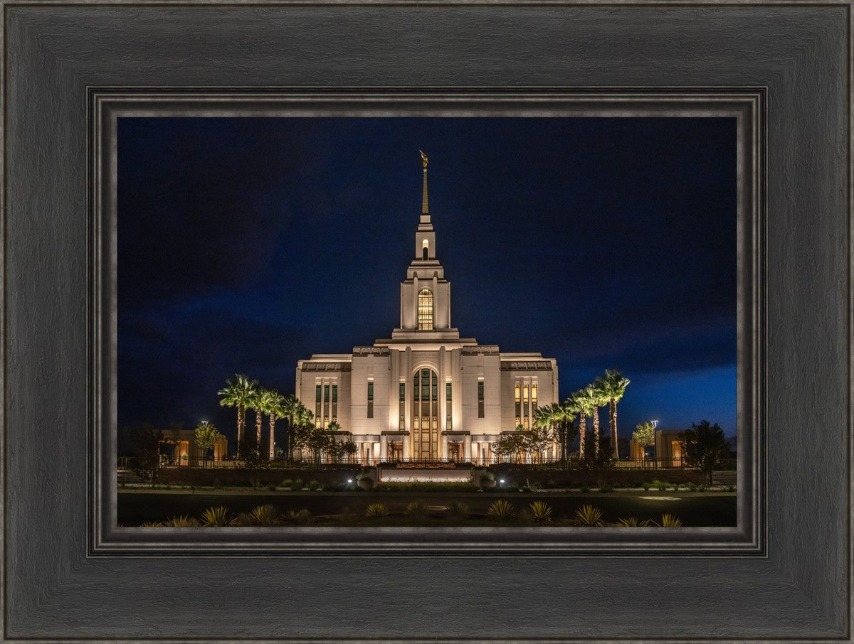 Red Cliffs Utah As Night Falls