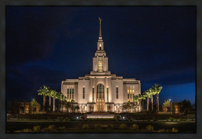 Red Cliffs Utah As Night Falls