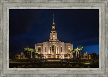 Red Cliffs Utah As Night Falls