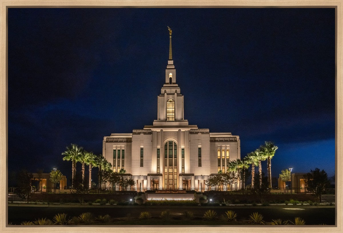 Red Cliffs Utah As Night Falls