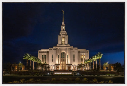 Red Cliffs Utah As Night Falls