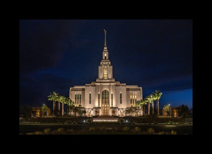 Red Cliffs Utah As Night Falls
