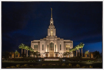 Red Cliffs Utah As Night Falls
