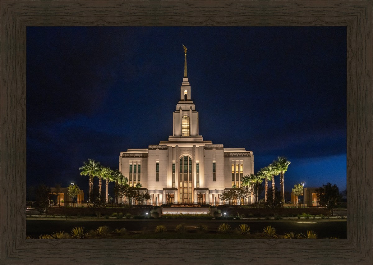 Red Cliffs Utah As Night Falls