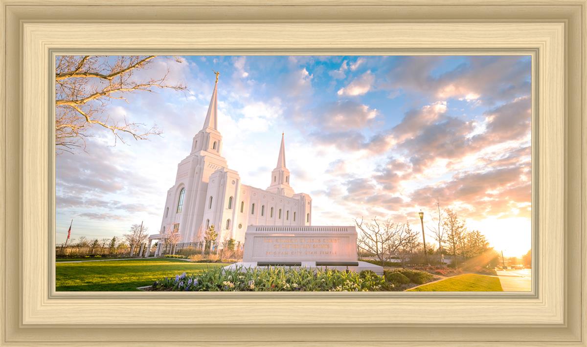 Brigham Utah Springs Light