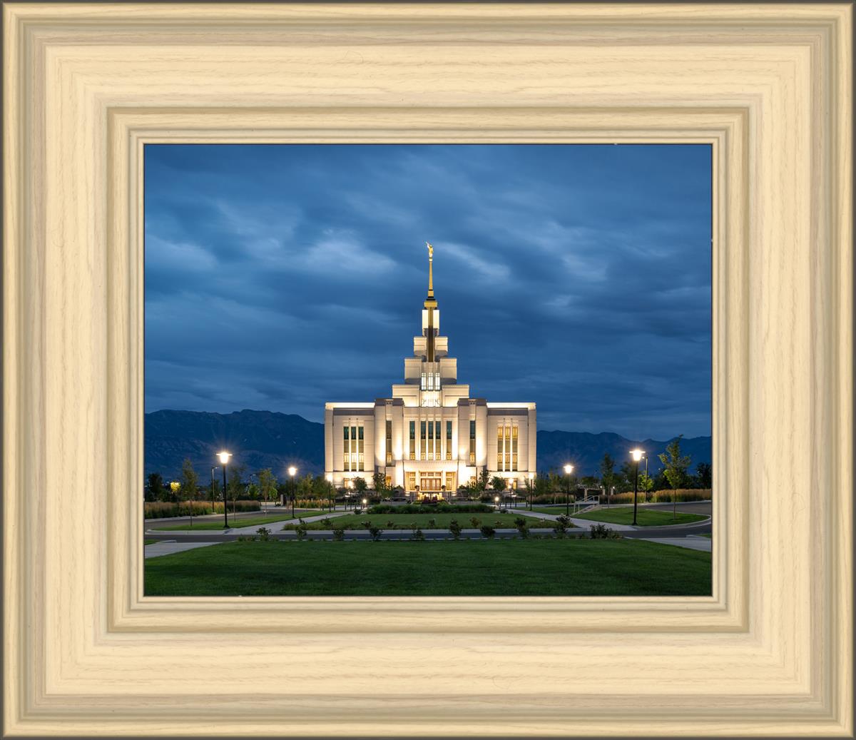 Saratoga Springs Utah Blue Night