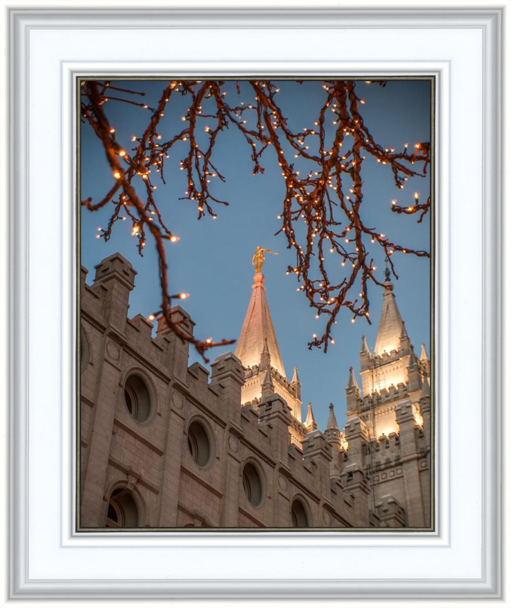 Salt Lake City Temple He Giveth Light