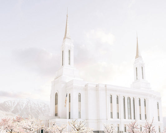 Lindon Utah Immaculate Embrace