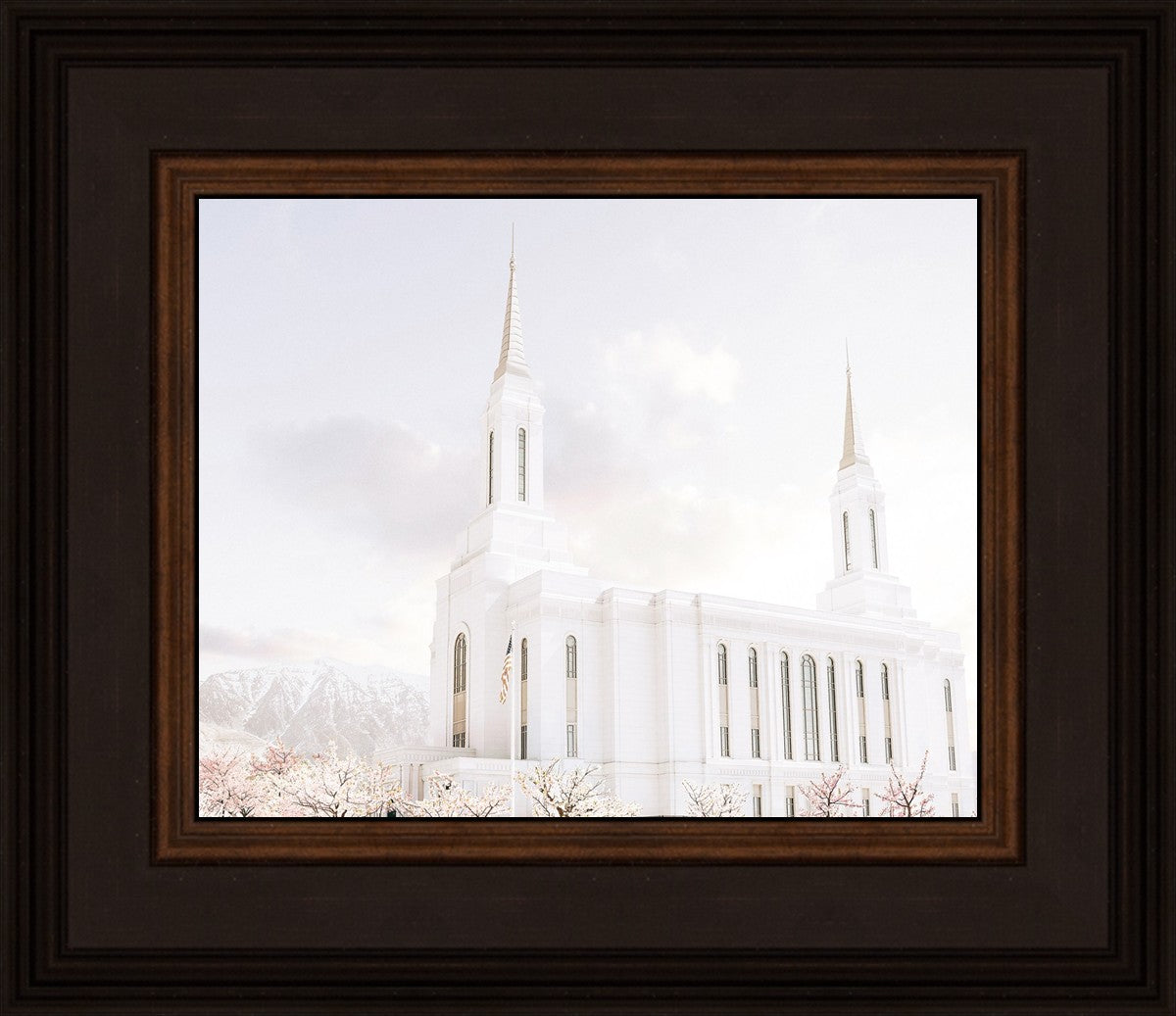 Lindon Utah Immaculate Embrace