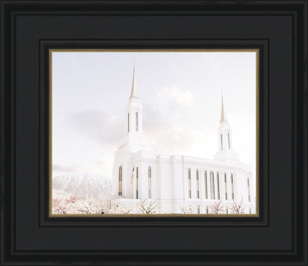 Lindon Utah Immaculate Embrace